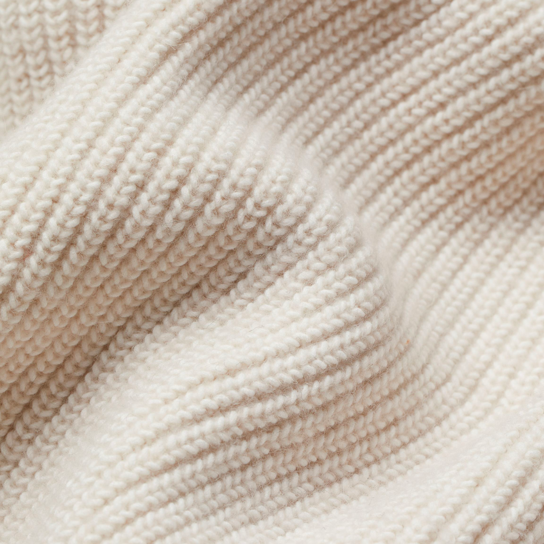 Mira | Bequemes Strickjäckchen für Damen