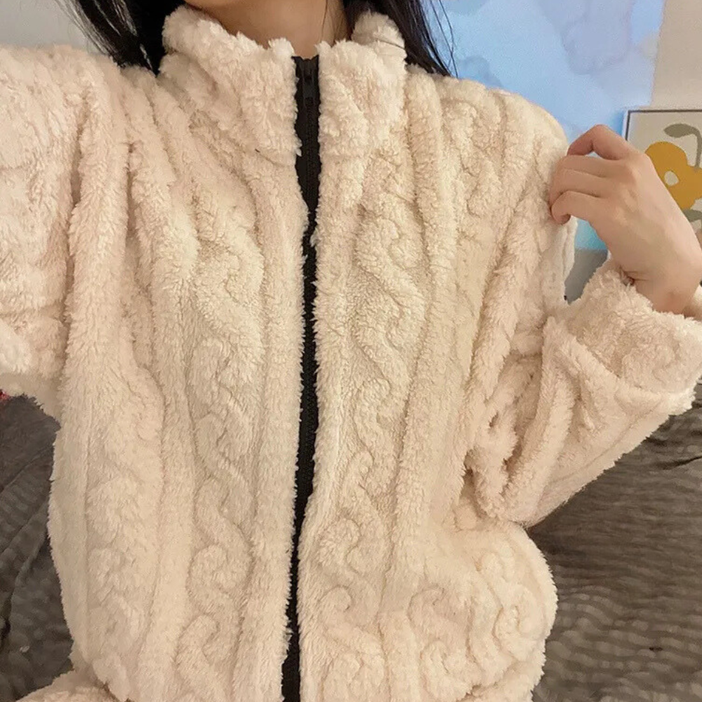 KALEIA - Weiches und kuscheliges Winter Lounge Set für Damen