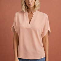 Elegante luftige Bluse für Damen mit schmeichelhaftem Schnitt | Maud in Aprikose