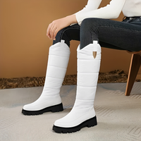Karina - Elegante und warme Stiefel in Weiß