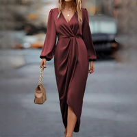 Diantha - Stilvolles und elegantes Kleid in Rot
