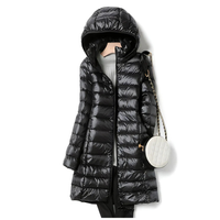 Elina - Leichte und warme Jacke in Schwarz