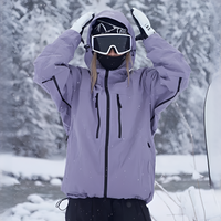 Noel - Bequeme Kapuzenjacke in Lila