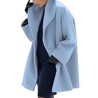 Elian - Schicker und warmer Mantel in Hellblau