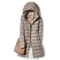 Elina - Leichte und warme Jacke in Khaki