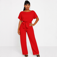Nora - Stilvoller Jumpsuit mit Gürtel in Rot