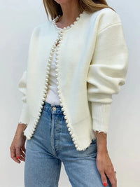 Strickjacke mit Perlenbesatz und geripptem Saum-PEARL in Weiß