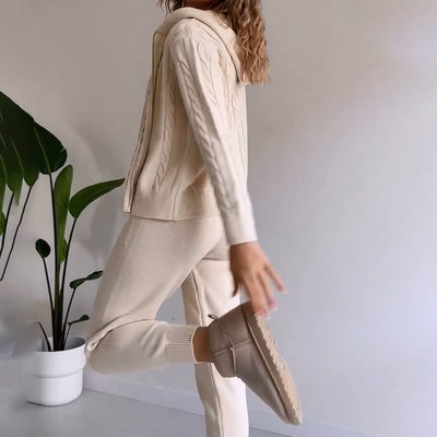 Stilvolles MANAHIL - Schickes Freizeitwesten- und Hosen-Ensemble