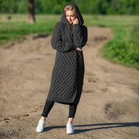 NIKITA - Bequeme strickjacke in Schwarz