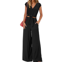 Michelle - V-Ausschnitt Crop Top mit Knoten vorne und weit geschnittene Hose Set in Schwarz