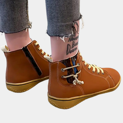 Stilvolle, moderne Damenstiefel