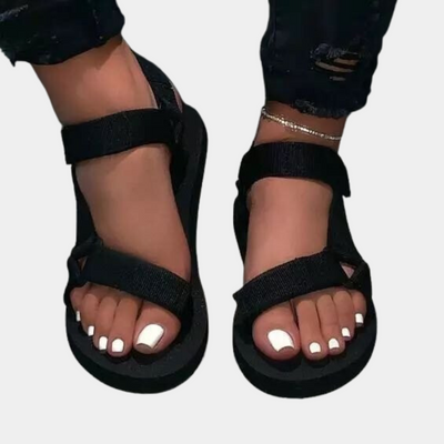 Lebendige Colour-Block-Damensandalen für einen stilvollen Look