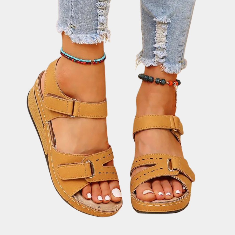 Stylische Sommersandalen für Frauen