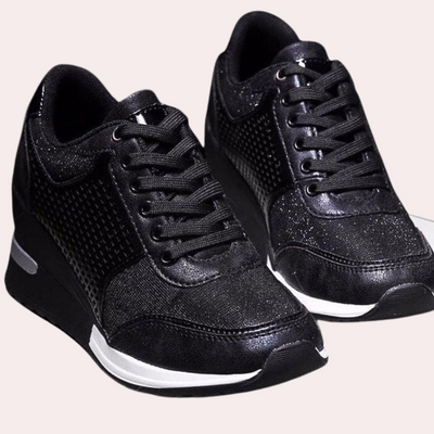 Elegante Keilabsatz-Sneakers für einen trendigen Look