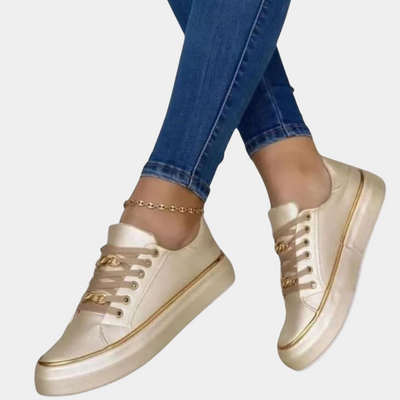 Schicke Damen-Sneakers für einen stilvollen Look