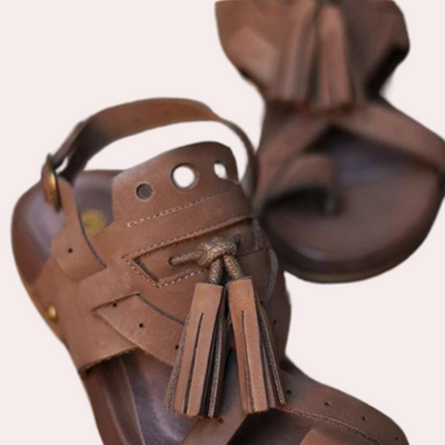 Ulla - Stylische Quastensandalen für Frauen