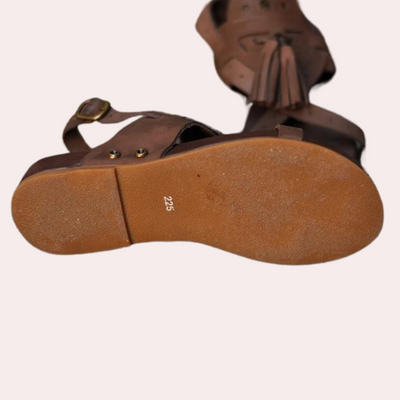 Ulla - Stylische Quastensandalen für Frauen