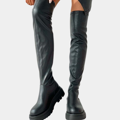Schicke Overknee-Stiefel für Frauen für einen trendigen Look