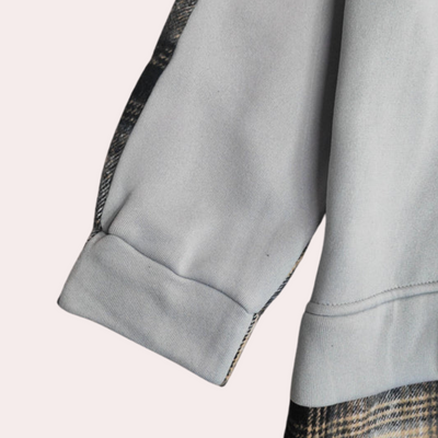 April - Stylischer Langarmpullover mit schickem Patchwork-Design