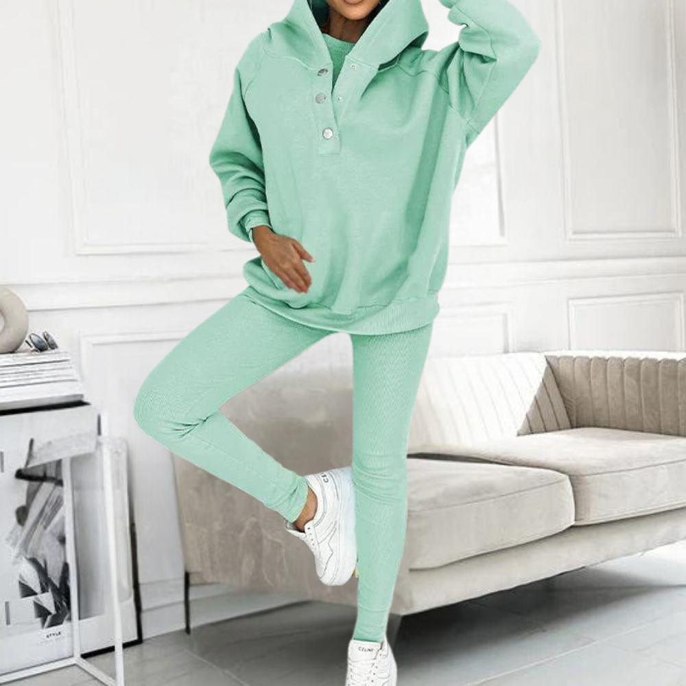 Nia - Elegantes Damenoutfit für stilbewusste Frauen