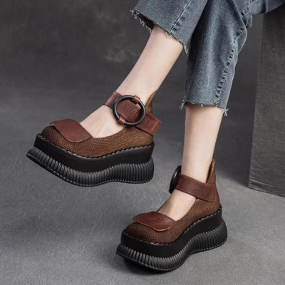Denyse - Stylische Freizeit-Damenschuhe mit elegantem Gürtel-Design