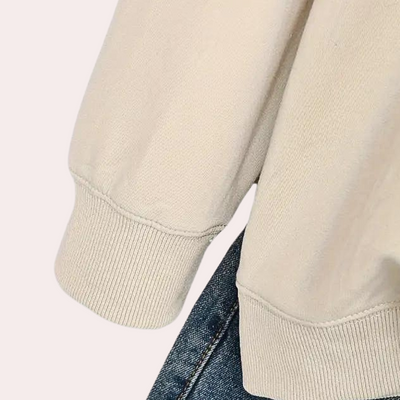 Juli - Stylische Halloween-Pullover für Frauen
