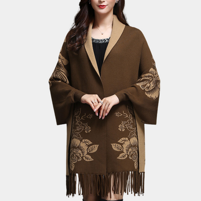 Schimmernde Damen Strickjacke mit schicker Quaste