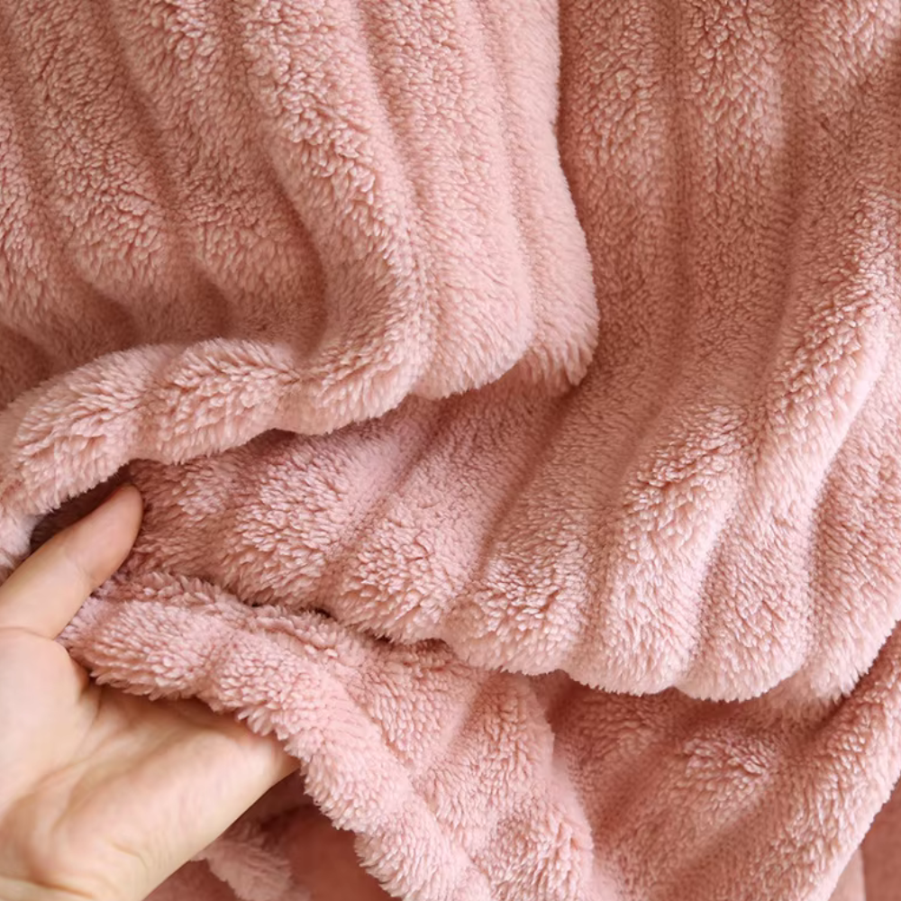 Donna - Elegantes Luxus-Winter-Pyjama-Set für Damen