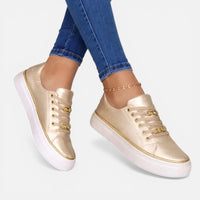 Jade | Damen Sneaker Schnürung Metalldetail Urban Casual Statement in Gold