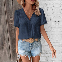 Valeria | Luftige Swiss-Dot Boho Bluse in Marineblau