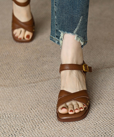 Macelle | Braune Peep-Toe Sandalen mit Kreuzband