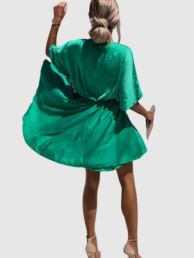 Laris – Kurzkleid aus Seide im Cross-Design