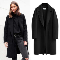 Stylischer langer Wintermantel in Schwarz