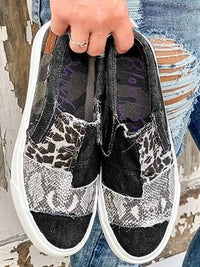 Damen Sneaker mit niedrigem Schaft und kreativem Patch-Design für Alltag und Freizeit in Schwarz