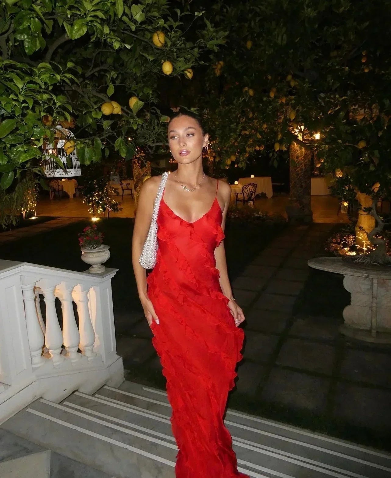 Antonia | Festliches Maxikleid für Damen mit Off-Shoulder-Ausschnitt und Rückenlosem Design