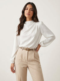 Elegante Damenbluse mit hohem Kragen - Hera in Weiß