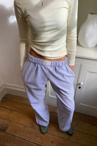 Elke | Damen Gestreifte Hose Leicht Modern Casual Sommer Elegant in Lila