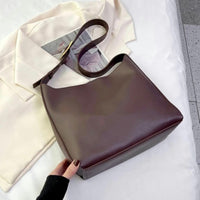 Josien - Stylische Tasche in Espresso