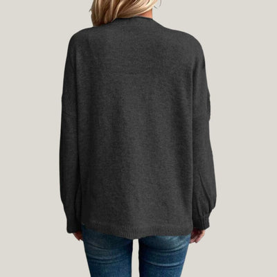 Lilith | Einfarbiger Pullover mit V-Ausschnitt und langen Ärmeln