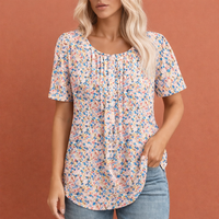 Damen Sommer Top mit Rundhalsausschnitt und Faltendetails | Marlijn in Floral Rosa