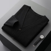 Lucian – Die stilvolle & vielseitige Herren-Strickjacke in Schwarz
