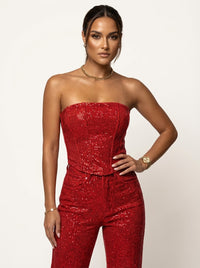 Glitzerndes zweiteiliges Set mit trägerlosem Oberteil und High-Waist-Hose in Rot
