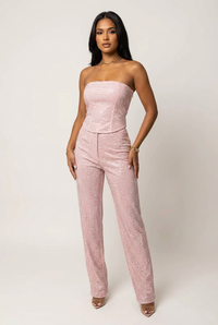 Glitzerndes zweiteiliges Set mit trägerlosem Oberteil und High-Waist-Hose in Rosa
