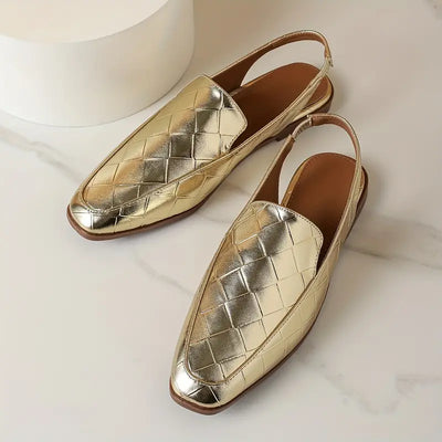 Flachy | Metallische flache Schuhe mit Ankle Strap und Fashion Square Toe