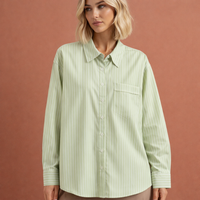 Gestreifte oversized Bluse für Damen mit klassischem Kragen und lockerer Passform | Nienke in Grün