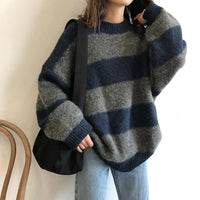 CAROLE - Französischer Winterpullover in zwei Farbstellungen in Blau