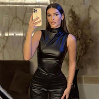 Cara | Damen Ledertop Urban Statement Modern Feminin Trend Edgy in Schwarz