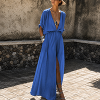 Nicole - Schickes langes Kleid mit markantem Seitenschlitz in Blau