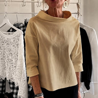 Sofia - Elegant geschnittenes Damenoberteil mit lässiger Passform in Khaki