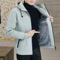 Xander - 2025 Mode Jacke mit Kapuze Windjacke in Khakifarben